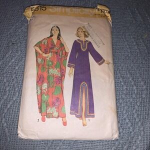 Caftans Pattern Simplicity 5315 Size Small. Vintage 1970s Uncut